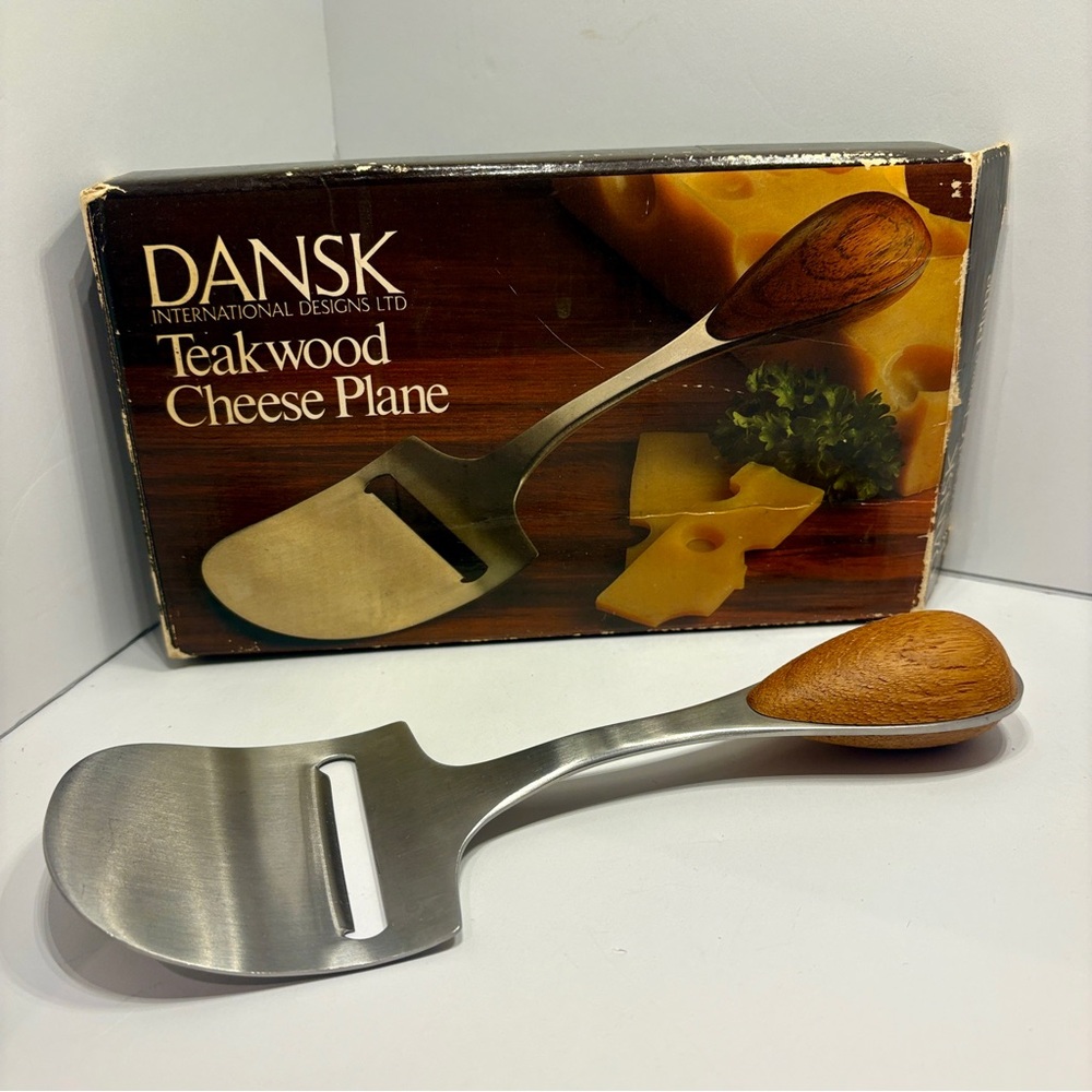 DANSK Teakwood CHEESE PLANE